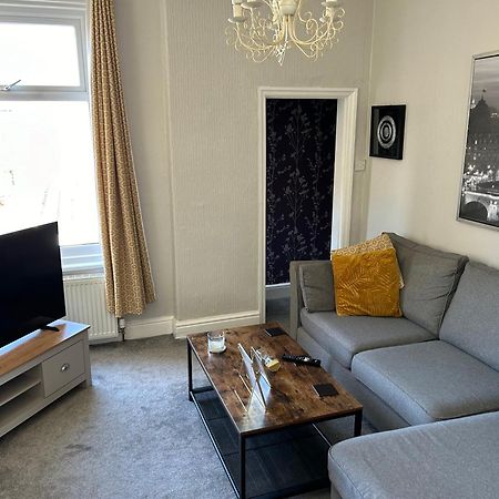 1 Bedroom Spacious Apartment Lytham St Annes Exterior photo