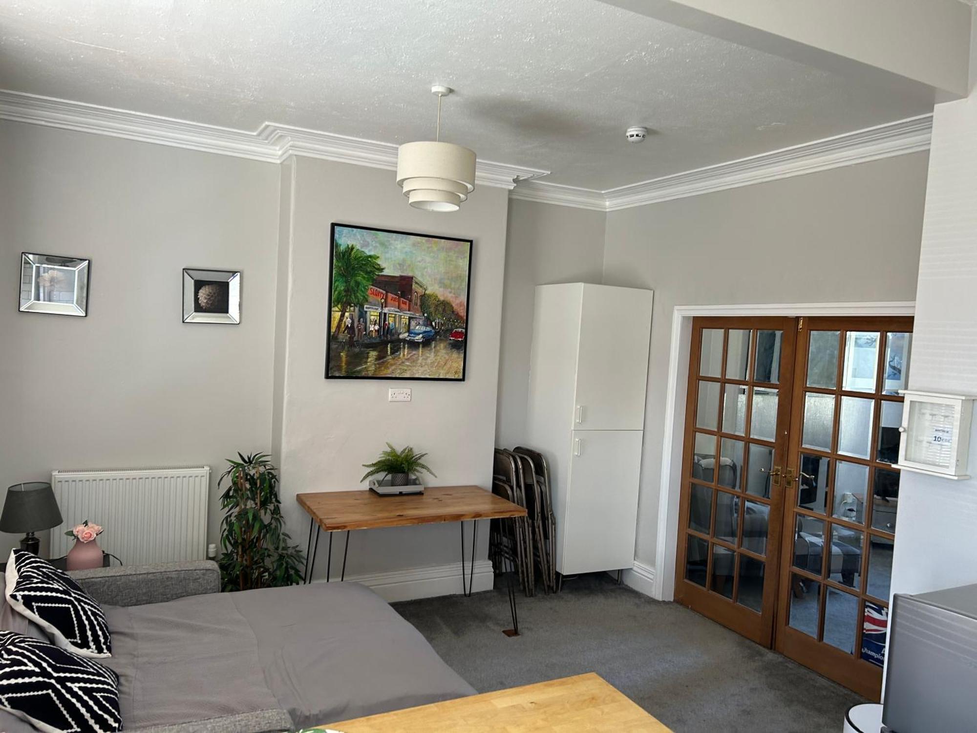 1 Bedroom Spacious Apartment Lytham St Annes Exterior photo