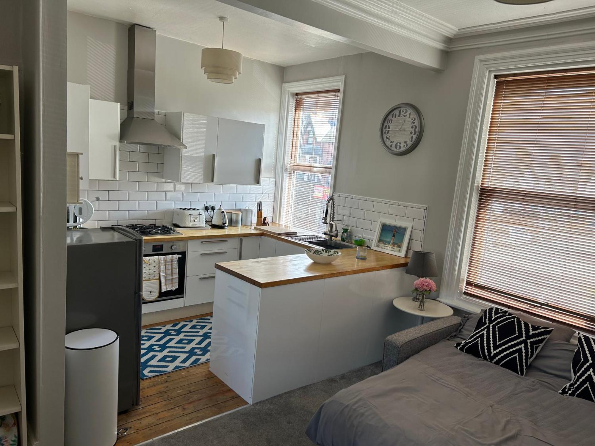 1 Bedroom Spacious Apartment Lytham St Annes Exterior photo